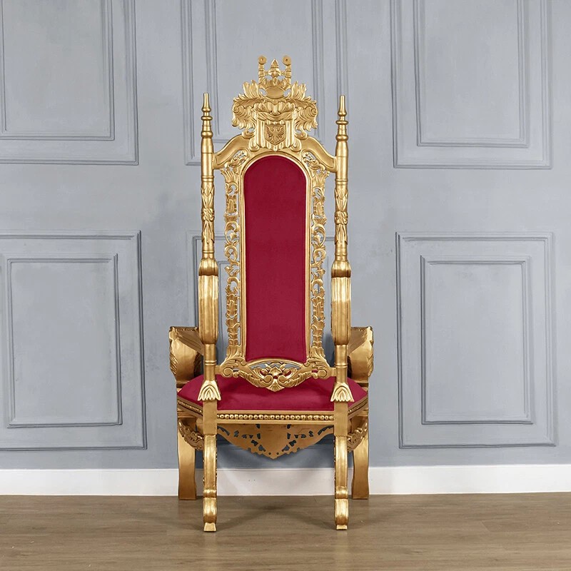 Santa’s Throne Gold