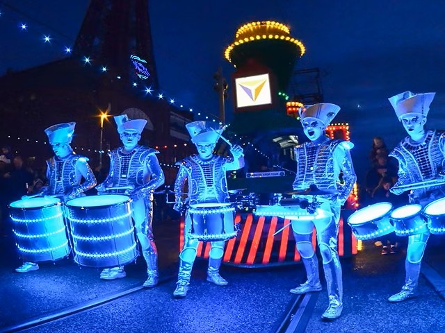 L.e.d. Drummers